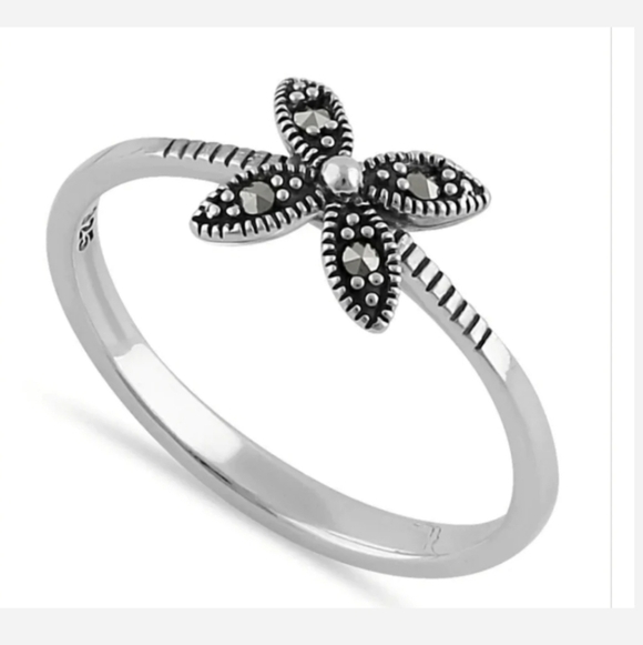 Jewelry - 925 Sterling silver Dainty Flower Marcasite  Size 7